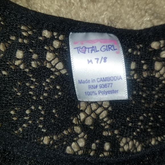 🦄6 Items for $20🦄
Girls lace top - Picture 3 of 3